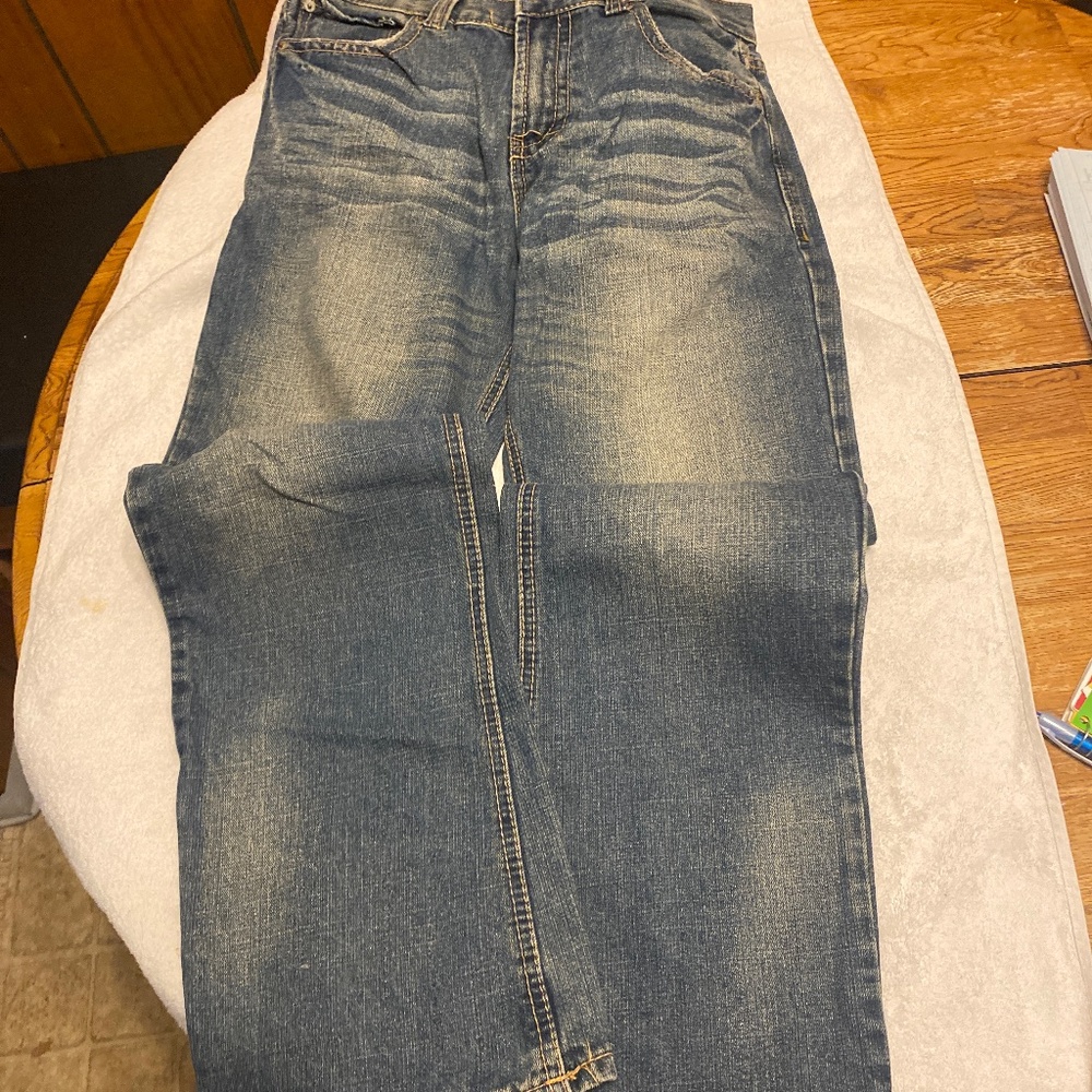 Men’s jeans by black